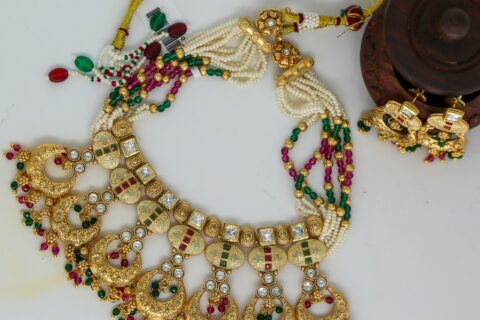 Cute Pearl Stone Gold Plated Necklace Set For Women