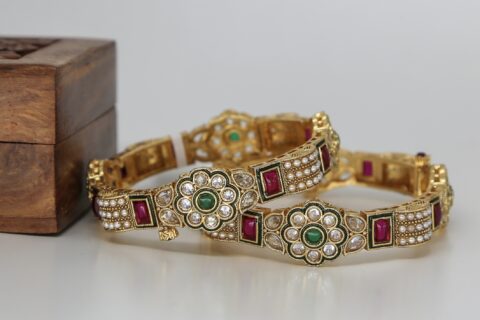 Stunning Gold Plated Kundan Kada Bangle