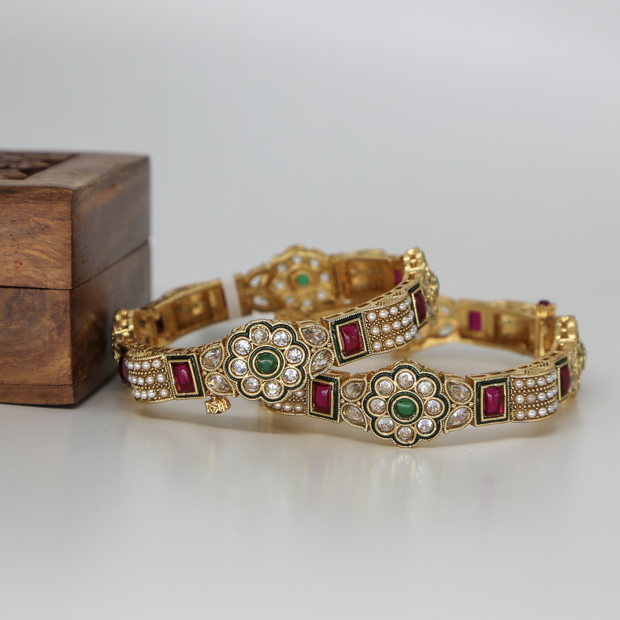 Stunning Gold Plated Kundan Kada Bangle