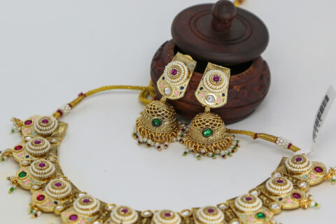 Stunning Gold Plated Stone Necklace Set With Pearl Drop Earring