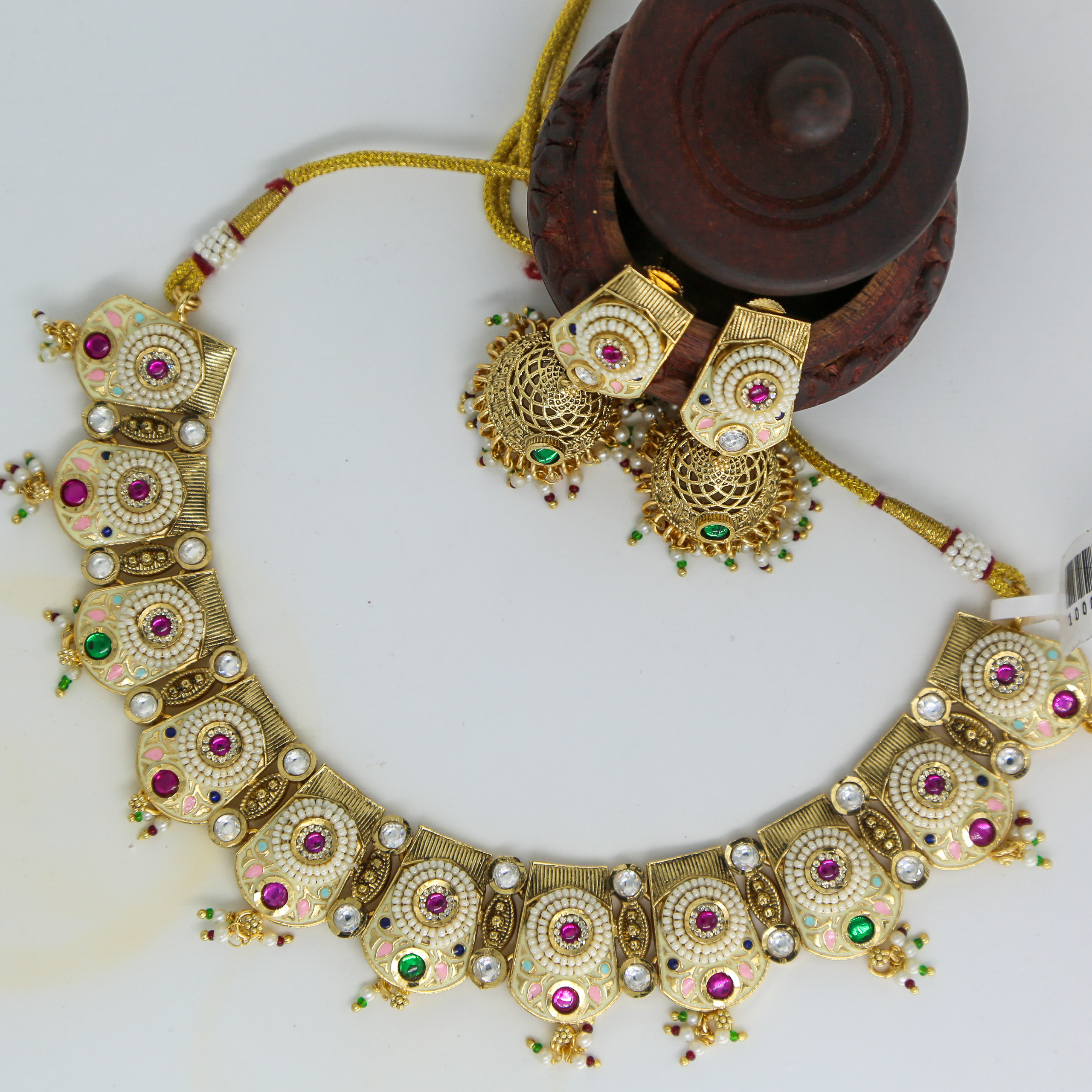 Stunning Gold Plated Stone Necklace Set With Pearl Drop Earring - Image 3