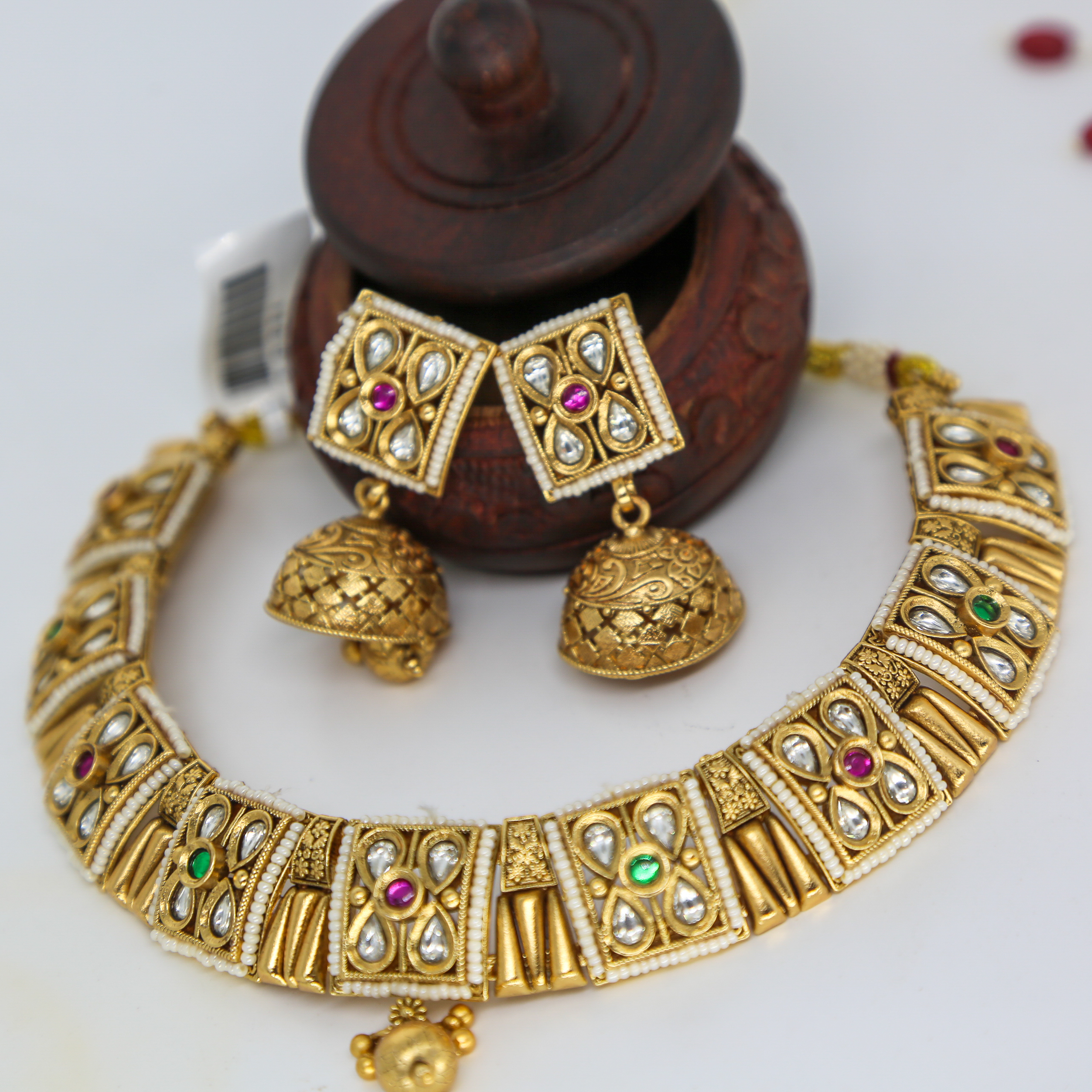 Beautiful Gold Plated Green Stone Choker Set For Women - Image 2