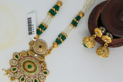Royal Green & Pearl Beaded Kundan Pendant Necklace with Jhumka Earrings