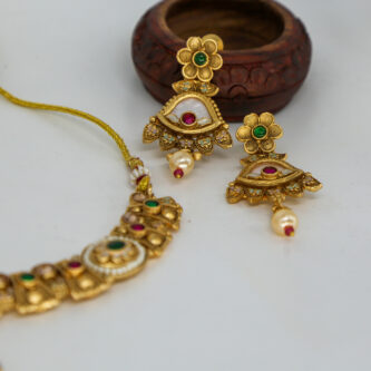 Gold-Plated Necklace Set with Enamel Detailing and Dangle Pendant - Image 3