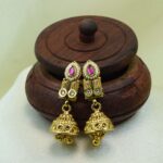 Antique Gold-Plated Kundan Floral Choker Necklace Set with Multicolor Stones & Jhumka Earrings - Image 2