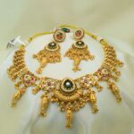 Women Gold-Plated Ethnic Choker Jewellery Set with Earrings