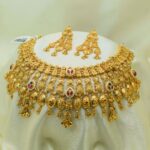 Women Gold-Plated Temple Design Ethnic Choker Jewellery Set with Earrings